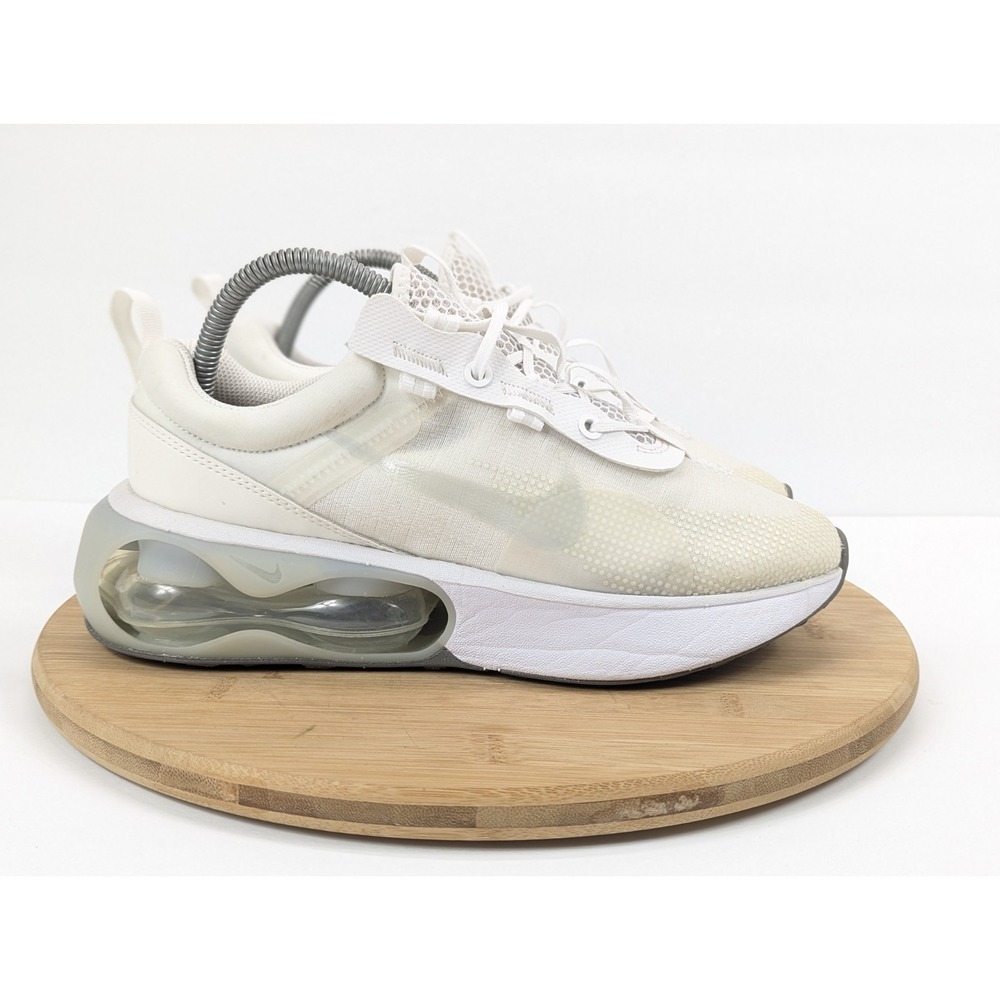 Nike Air Max Mens 6.5 2021 Summit White Ghost Grey‎ DA3199-104 Womens 8 Sneaker
